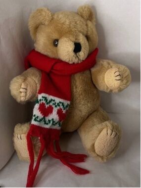 Vintage Teddy Bear w/Valentines Scarf Lillian Vernon Fully Jointed Holiday